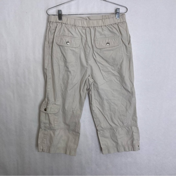 5/$25 Duo Maternity crop pants size small - Picture 2 of 3